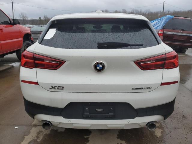 WBXYJ3C33JEJ75275 - 2018 BMW X2 SDRIVE28I WHITE photo 6