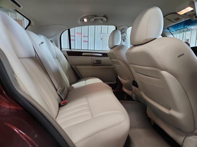 1LNHM81W83Y653623 - 2003 LINCOLN TOWN CAR EXECUTIVE Rot Foto 10