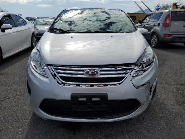 3FADP4BJ2DM137007 - 2013 FORD FIESTA SE 银色 照片 5