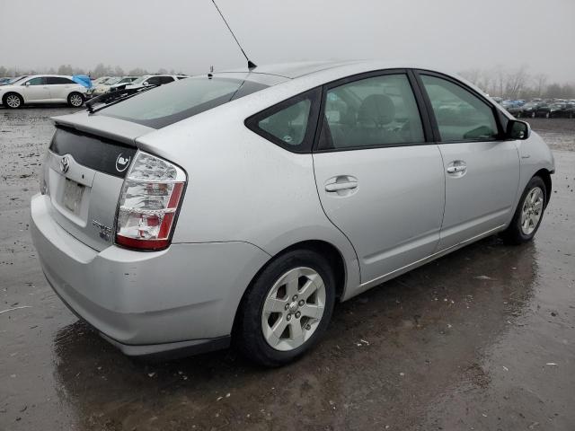 JTDKB20UX83304447 - 2008 TOYOTA PRIUS SILVER photo 3