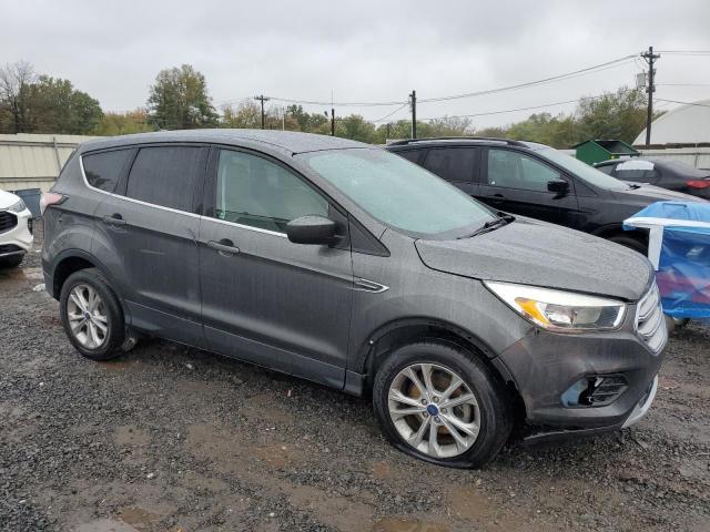 1FMCU0GD7HUA56754 - 2017 FORD ESCAPE SE GRAY photo 4
