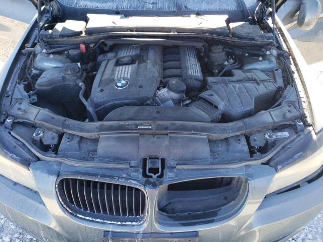 WBAPH7G51BNN04691 - 2011 BMW 328 I GRAY photo 11