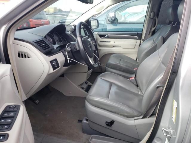 2V4RW3D19AR227291 - 2010 VOLKSWAGEN ROUTAN SE SILVER photo 7