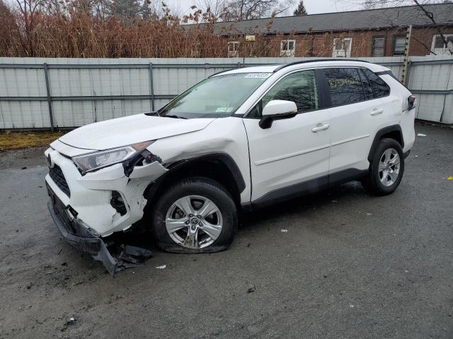 JTMP1RFV3KD040152 - 2019 TOYOTA RAV4 XLE WHITE photo 1