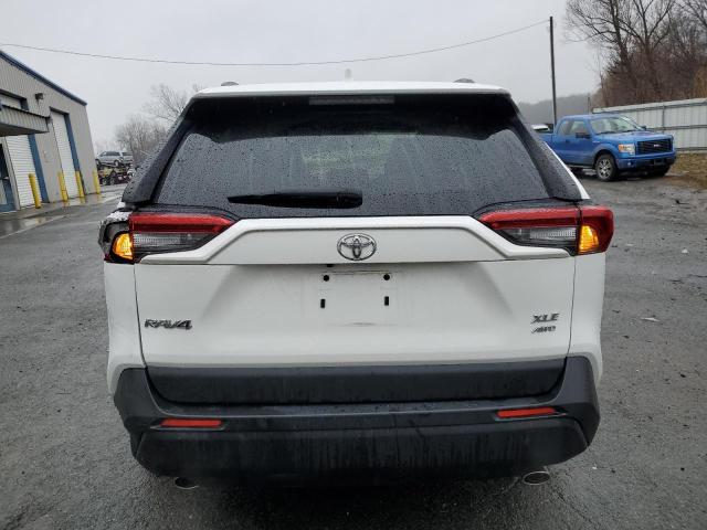 JTMP1RFV3KD040152 - 2019 TOYOTA RAV4 XLE WHITE photo 6