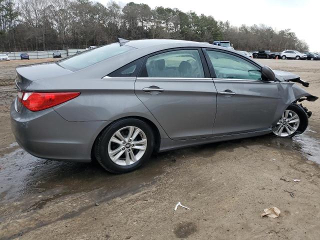 5NPEB4AC7DH622328 - 2013 HYUNDAI SONATA GLS GRAY photo 3