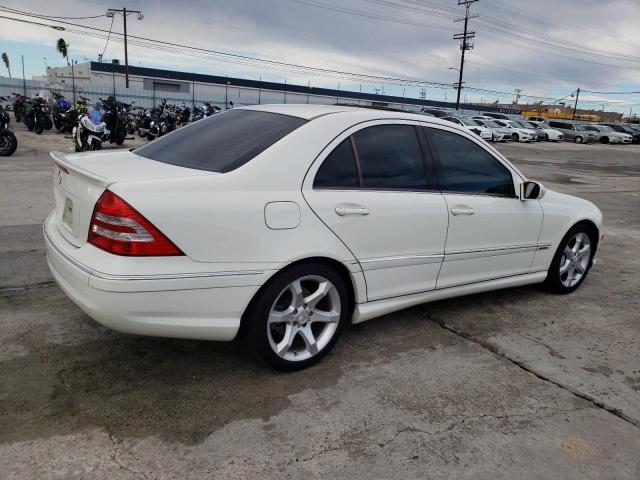 WDBRF52H07F925826 - 2007 MERCEDES-BENZ C 230 WHITE photo 3