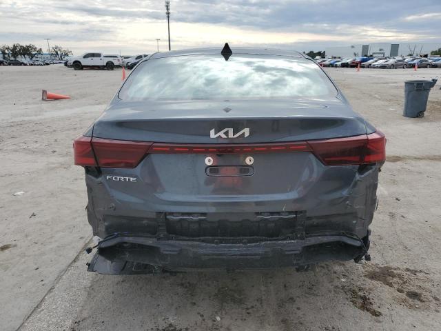 3KPF24AD5PE680122 - 2023 KIA FORTE LX GRAY photo 6