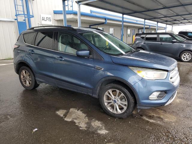 1FMCU9GDXJUA32474 - 2018 FORD ESCAPE SE Mavi foto 4