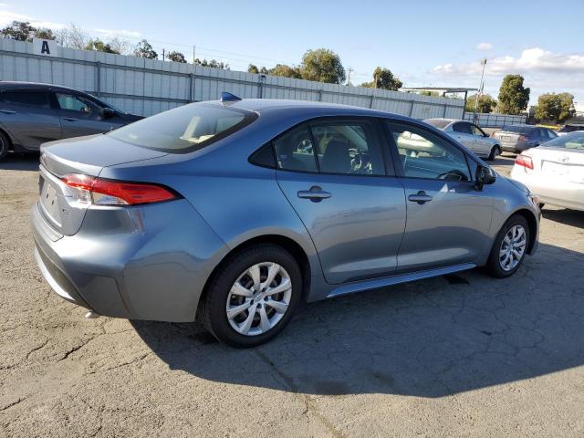 JTDEPRAE5LJ011056 - 2020 TOYOTA COROLLA LE 蓝色 照片 3