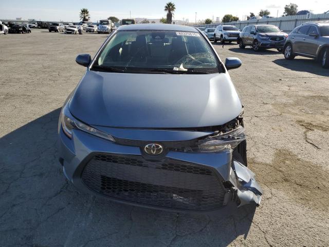 JTDEPRAE5LJ011056 - 2020 TOYOTA COROLLA LE 蓝色 照片 5