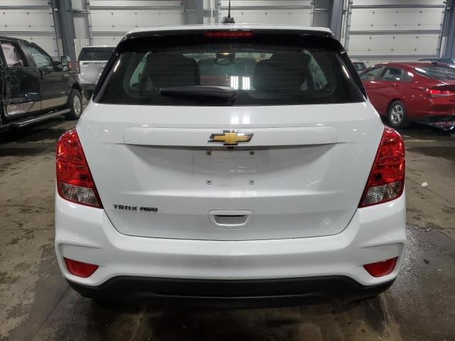 KL7CJNSB0JB608545 - 2018 CHEVROLET TRAX LS WHITE photo 6