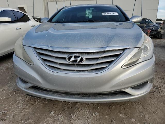 5NPEB4AC7DH571087 - 2013 HYUNDAI SONATA GLS SILVER photo 5