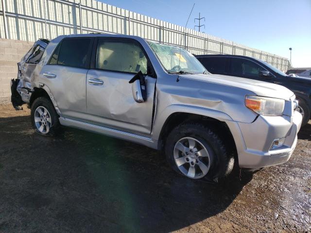 JTEBU5JR5D5134353 - 2013 TOYOTA 4RUNNER SR5 SILVER photo 4