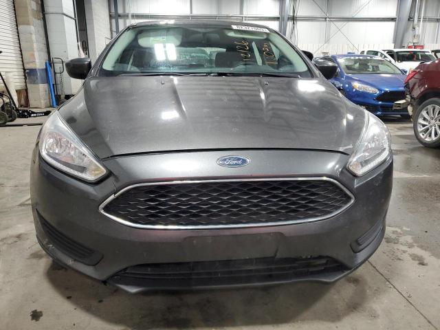 1FADP3K29JL206663 - 2018 FORD FOCUS SE GRAY photo 5