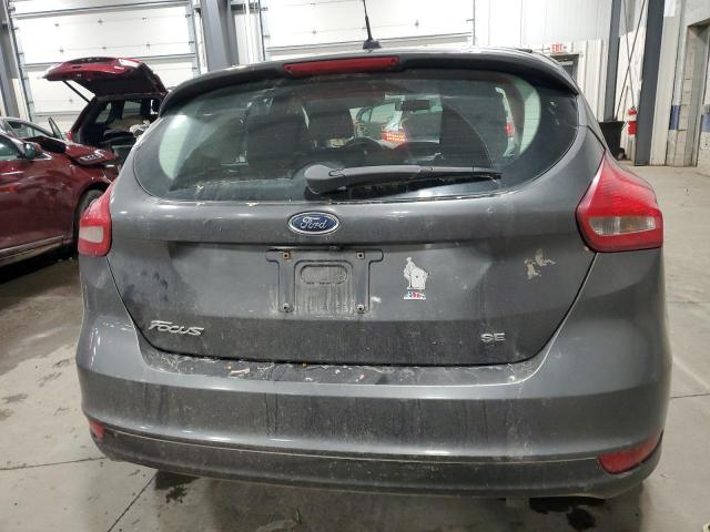 1FADP3K29JL206663 - 2018 FORD FOCUS SE GRAY photo 6