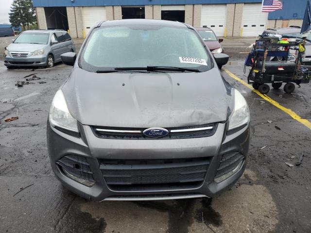 1FMCU9GX5EUE42079 - 2014 FORD ESCAPE SE رمادي صورة 5