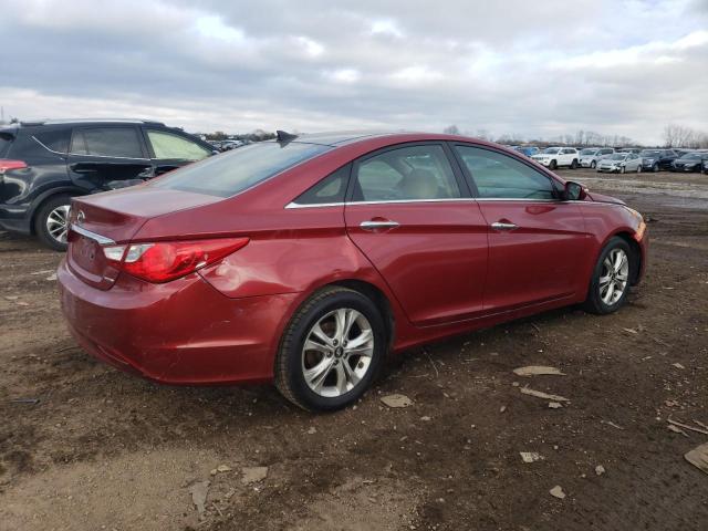 5NPEC4AC8DH557745 - 2013 HYUNDAI SONATA SE RED photo 3