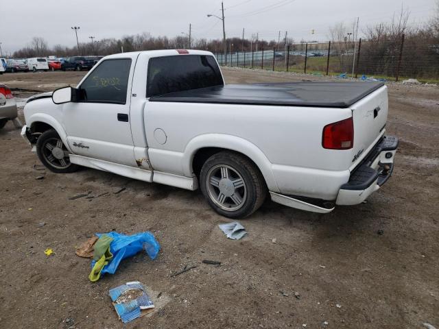 1GCCS14W428215185 - 2002 CHEVROLET S TRUCK S10 WHITE photo 2