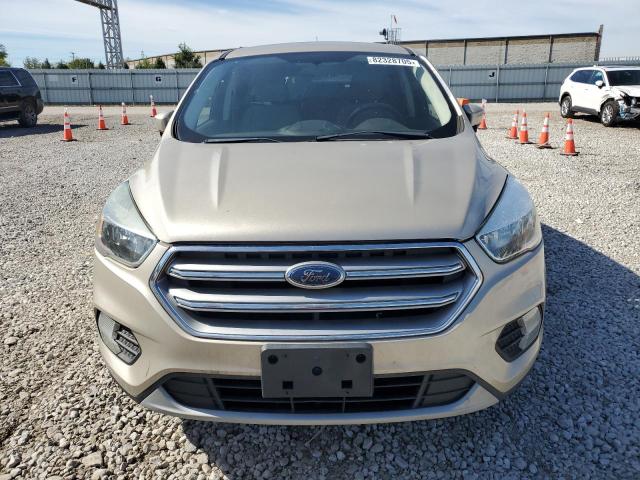 1FMCU9GD8HUB84912 - 2017 FORD ESCAPE SE Gümüş fotoğraf 5