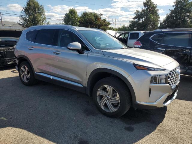 5NMS6DAJ9NH425651 - 2022 HYUNDAI SANTA FE SEL 银色 照片 4