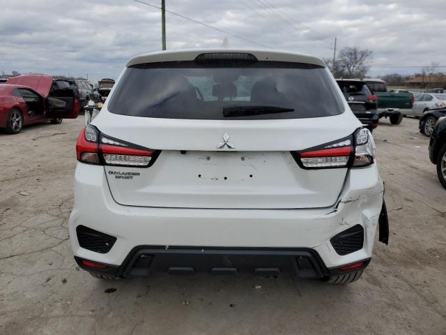 JA4APUAU7MU022398 - 2021 MITSUBISHI OUTLANDER ES WHITE photo 6