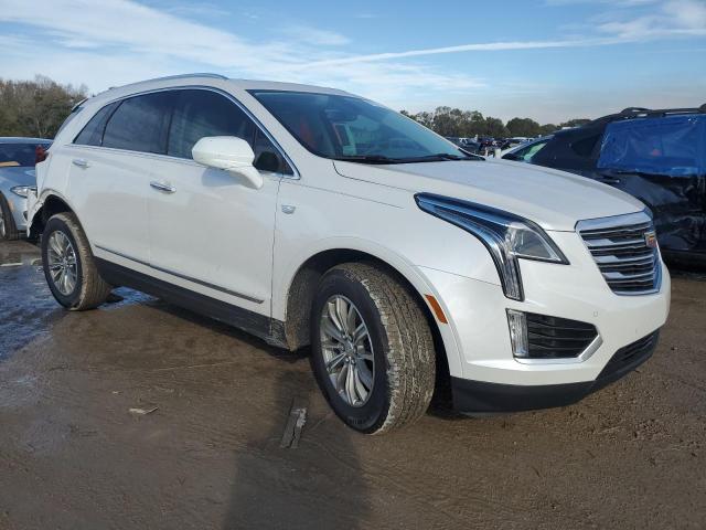 1GYKNCRS5JZ192586 - 2018 CADILLAC XT5 LUXURY WHITE photo 4