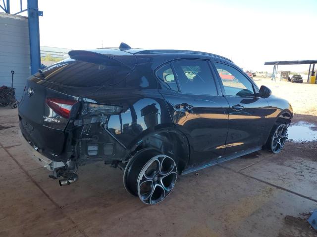 ZASPAKBN6N7D47743 - 2022 ALFA ROMEO STELVIO TI BLACK photo 3