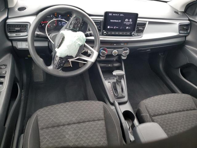 3KPA24AD7ME402330 - 2021 KIA RIO LX SILVER photo 8