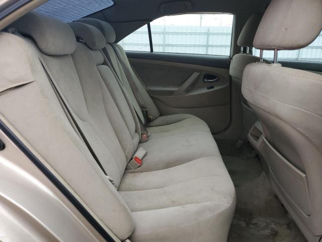 4T4BE46KX9R055735 - 2009 TOYOTA CAMRY BASE GOLD photo 10