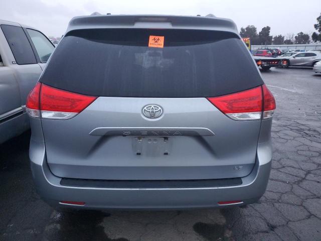 5TDKK3DC9ES422104 - 2014 TOYOTA SIENNA LE SILVER photo 6