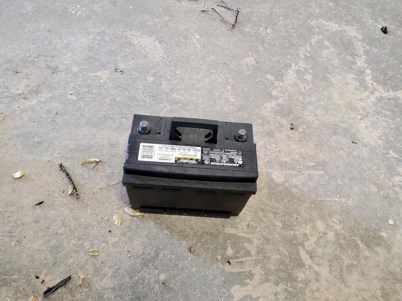 1C4RJEAG3HC952675 - 2017 JEEP GRAND CHER LAREDO WHITE photo 13