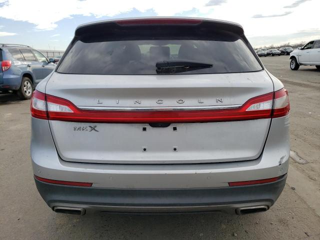 2LMTJ6LR8GBL42375 - 2016 LINCOLN MKX RESERVE Արծաթագույն լուսանկար 6