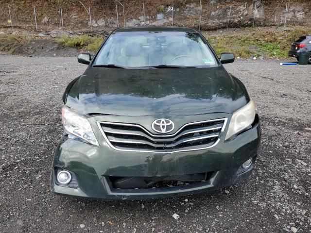 4T1BK3EK9BU612056 - 2011 TOYOTA CAMRY SE Zielony zdjęcie 5