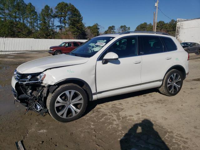 2017 VOLKSWAGEN TOUAREG WOLFSBURG, 