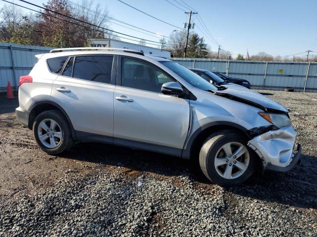 JTMRFREV1D5003108 - 2013 TOYOTA RAV4 XLE SILVER photo 4