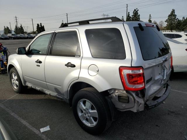 1FMCU0DG6BKA08180 - 2011 FORD ESCAPE XLT SILVER photo 2