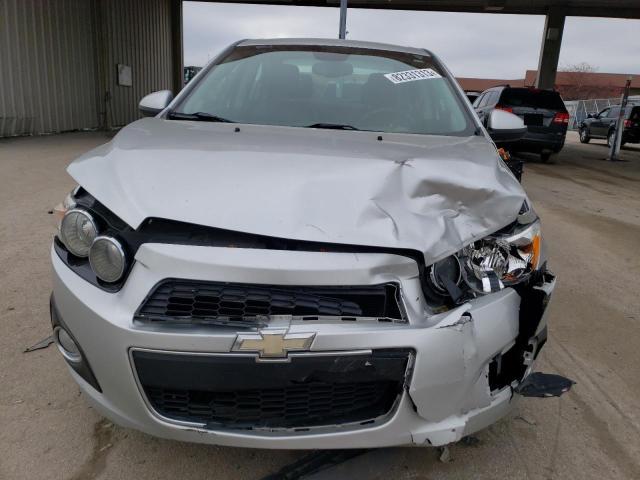 1G1JE5SH1D4102131 - 2013 CHEVROLET SONIC LTZ SILVER photo 5