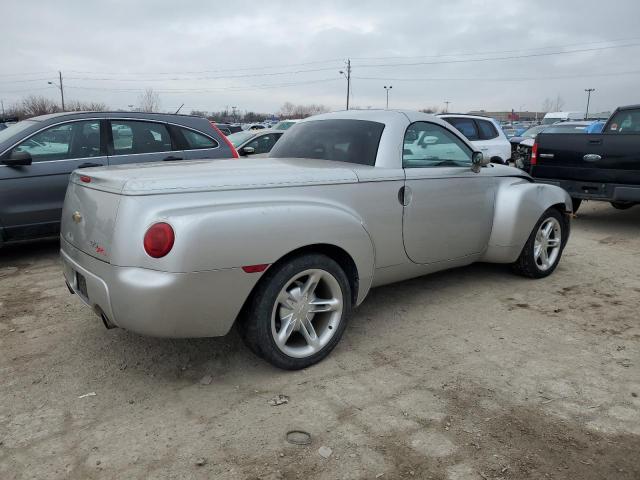 1GCES14P94B104672 - 2004 CHEVROLET SSR 银色 照片 3