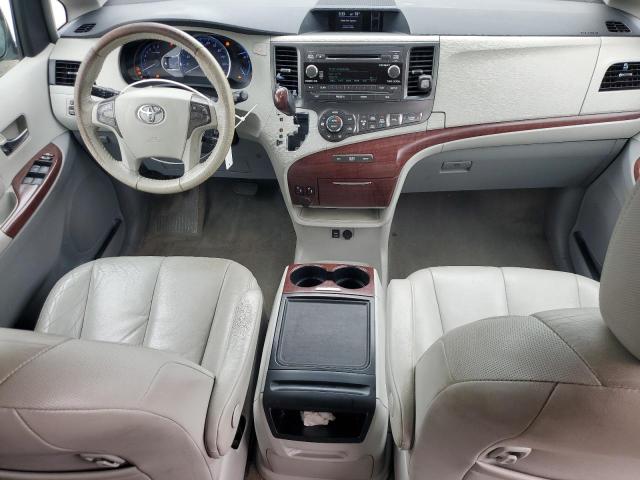 5TDYK3DC2DS335413 - 2013 TOYOTA SIENNA XLE BURGUNDY photo 8