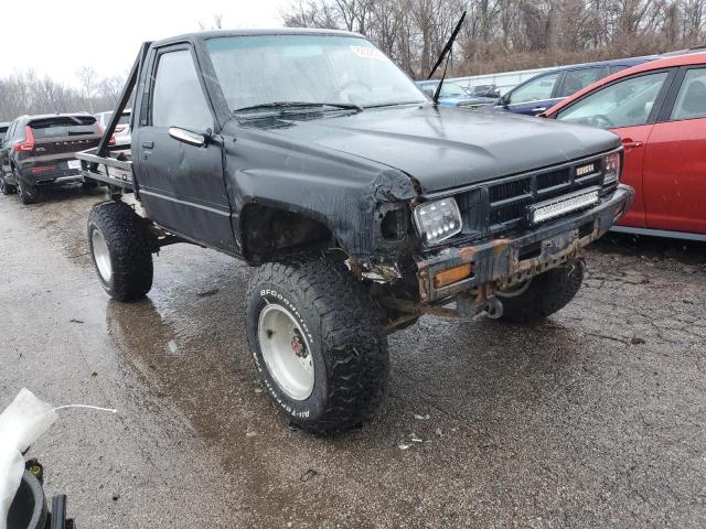 JT4RN60R4F5082188 - 1985 TOYOTA PICKUP RN60 BLACK photo 4