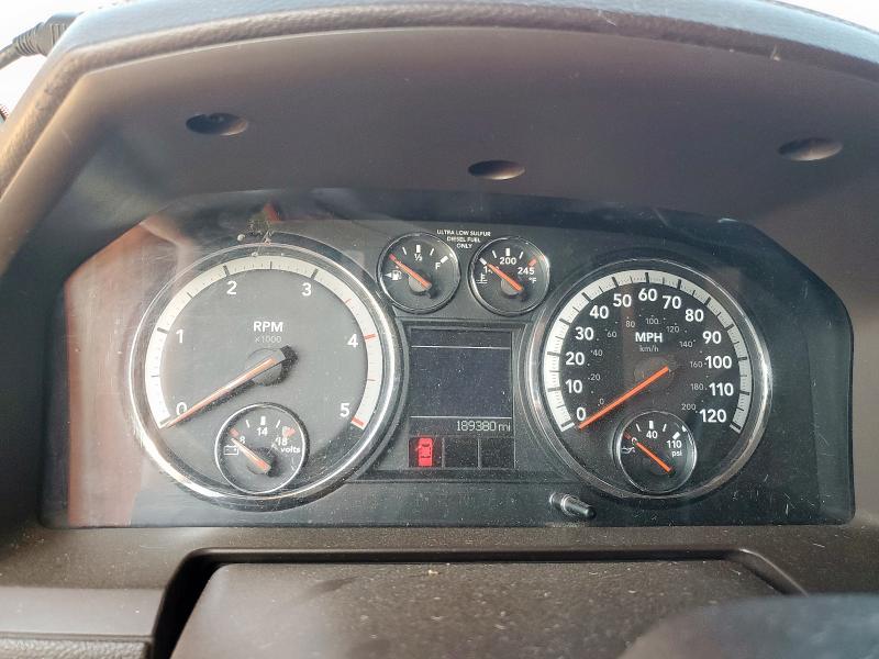 3D73Y3CL0AG141408 - 2010 DODGE RAM 3500 红色 照片 9