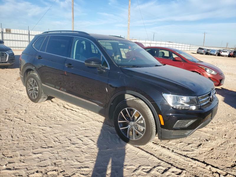 3VV2B7AX3LM078881 - 2020 VOLKSWAGEN TIGUAN SE Чорний фото 4