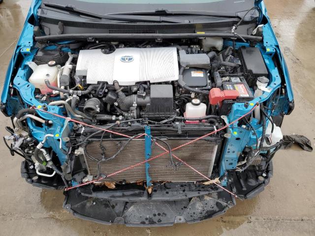 JTDKARFP3J3089528 - 2018 TOYOTA PRIUS PRIM BLUE photo 11