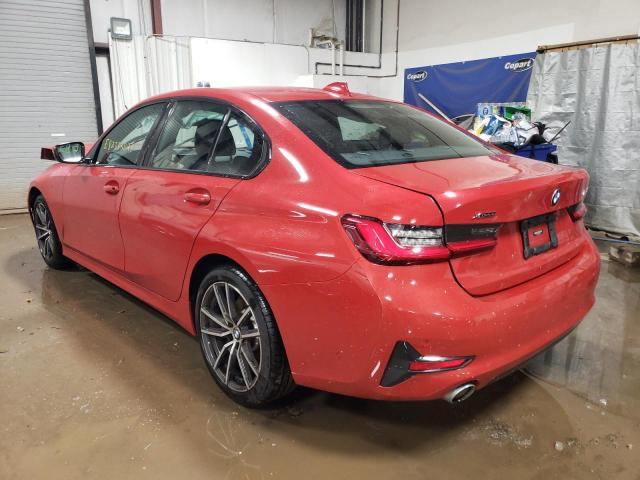 3MW5R7J08L8B46348 - 2020 BMW 330XI RED photo 2