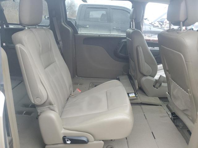 2C4RC1CG7FR574137 - 2015 CHRYSLER TOWN & COU TOURING L TAN photo 11
