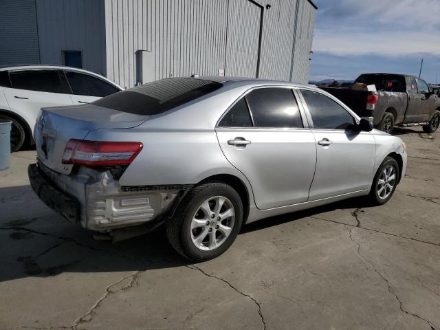 4T4BF3EK5BR215857 - 2011 TOYOTA CAMRY BASE GRAY photo 3