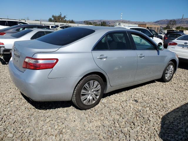 4T1BE46K57U590625 - 2007 TOYOTA CAMRY CE SILVER photo 3