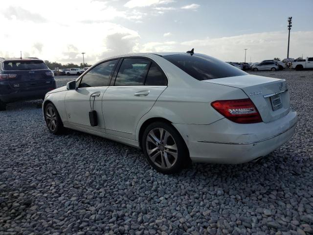WDDGF8BB4CR191146 - 2012 MERCEDES-BENZ C 300 4MATIC WHITE photo 2