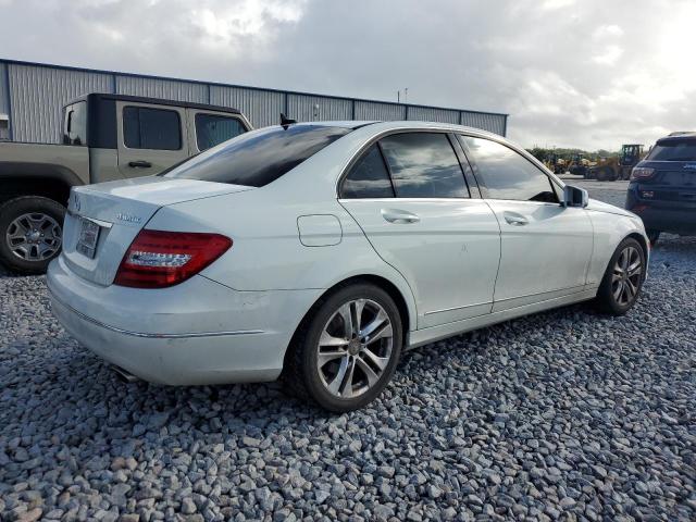 WDDGF8BB4CR191146 - 2012 MERCEDES-BENZ C 300 4MATIC WHITE photo 3